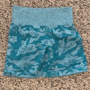 NVGTN CAMO SHORTS